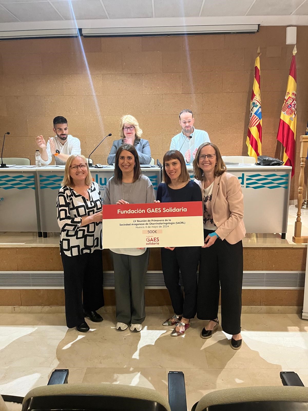 Becas y Premios a la Investigación